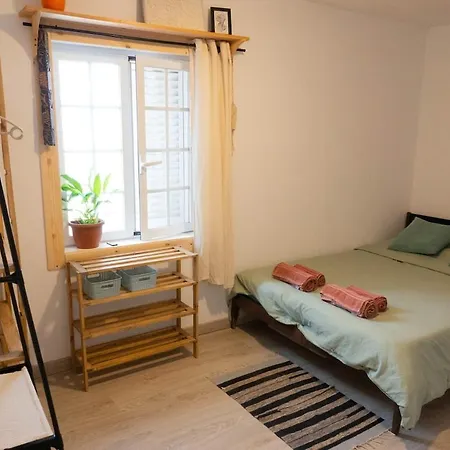 Дом отдыха Cozy & Garden For People & Dogs