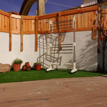Дом отдыха Cozy & Garden For People & Dogs *
